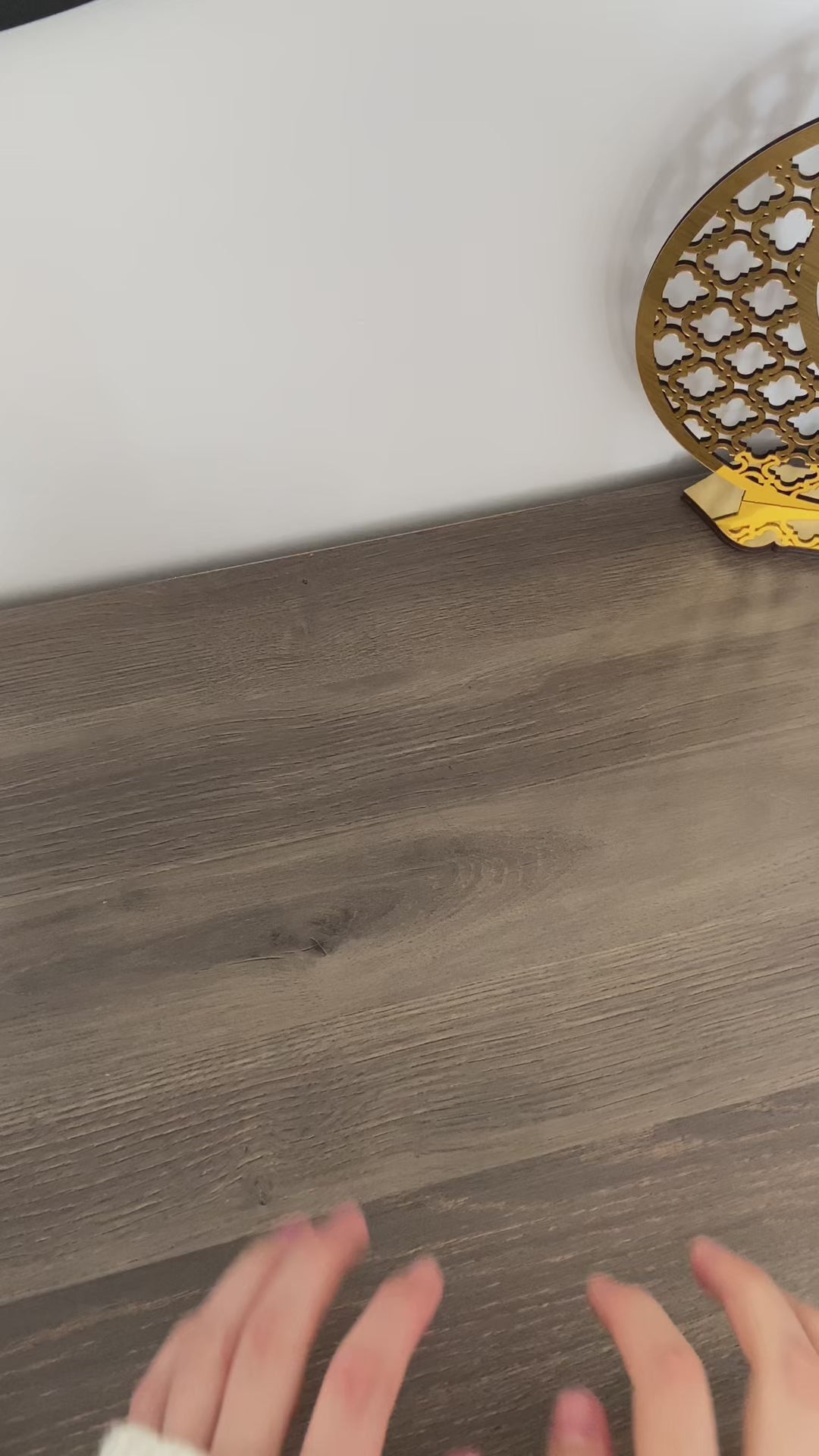 Kadın Kol Saati Metal Kordon Gümüş Renk & Yanındaki Bileklikler İle Beraber